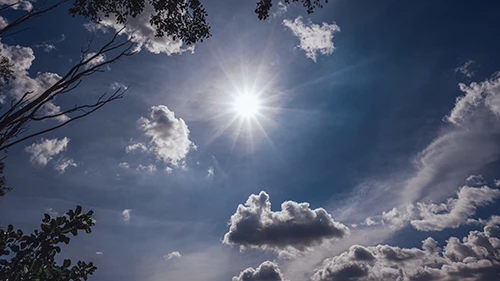 Tolle Wolken und die Sonne